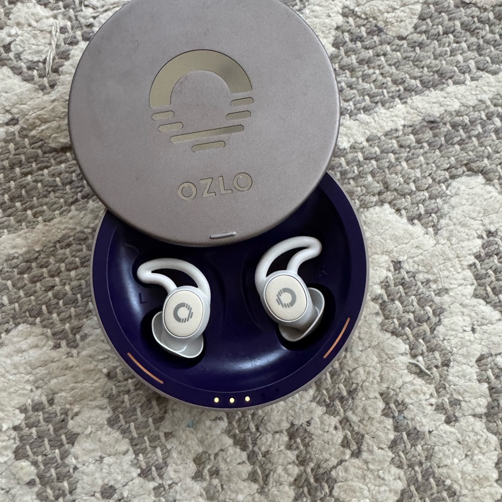 Ozlo Sleepbuds White Earbud Bluetooth Headphones side sleepers